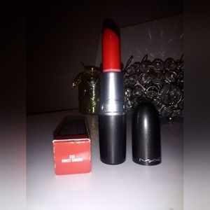MAC Cremesheen Lipstick